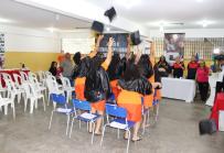 Conjunto Penal Feminino de Salvador certifica internas em modelagem, corte e costura