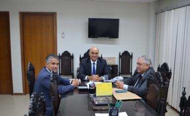 Nestor Duarte Neto recebe visita de Fabrício Castro