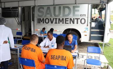 Reeducandos do Conjunto Penal de Lauro de Freitas participam de feira de saúde na unidade
