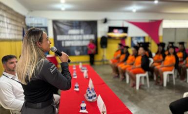Internas do Conjunto Penal Feminino concluem curso profissionalizante