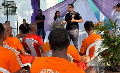 Internos do Conjunto Penal de Valença passam por Curso de Formação de Costureiros
