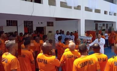 Palestra sobre autocuidado é ministrada por internos do Conjunto Penal de Lauro de Freitas